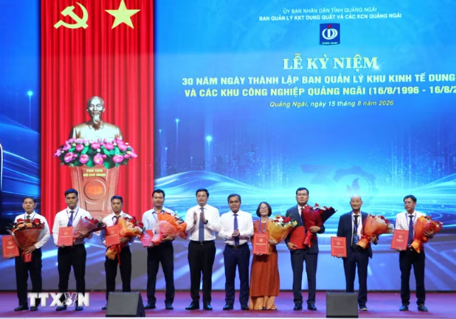 30 năm các khu kinh tế Dung Quất và các khu công nghiệp Quảng Ngãi
