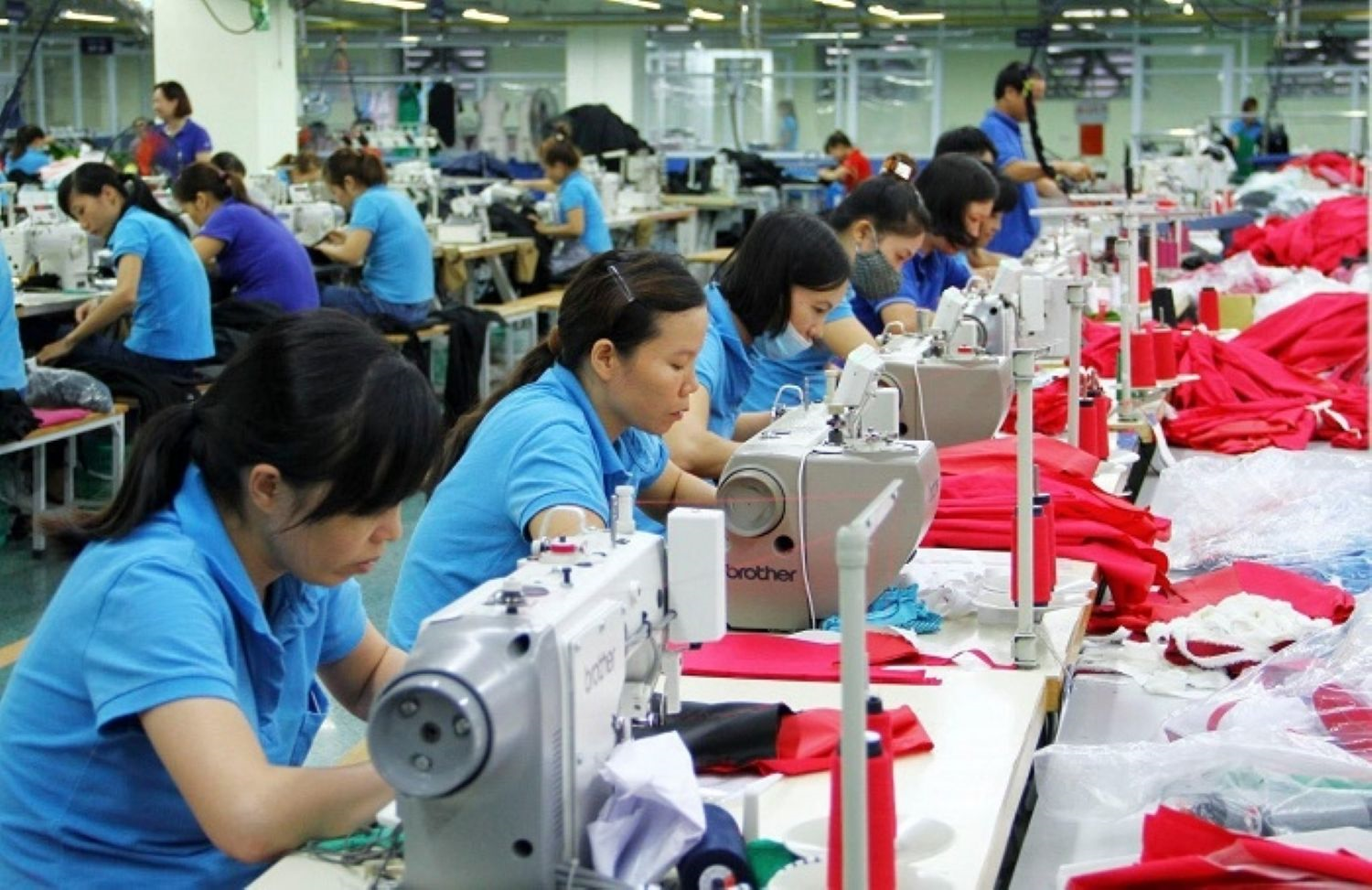 Bộ Tài chính đồng loạt giảm chi phí, tiếp sức doanh nghiệp