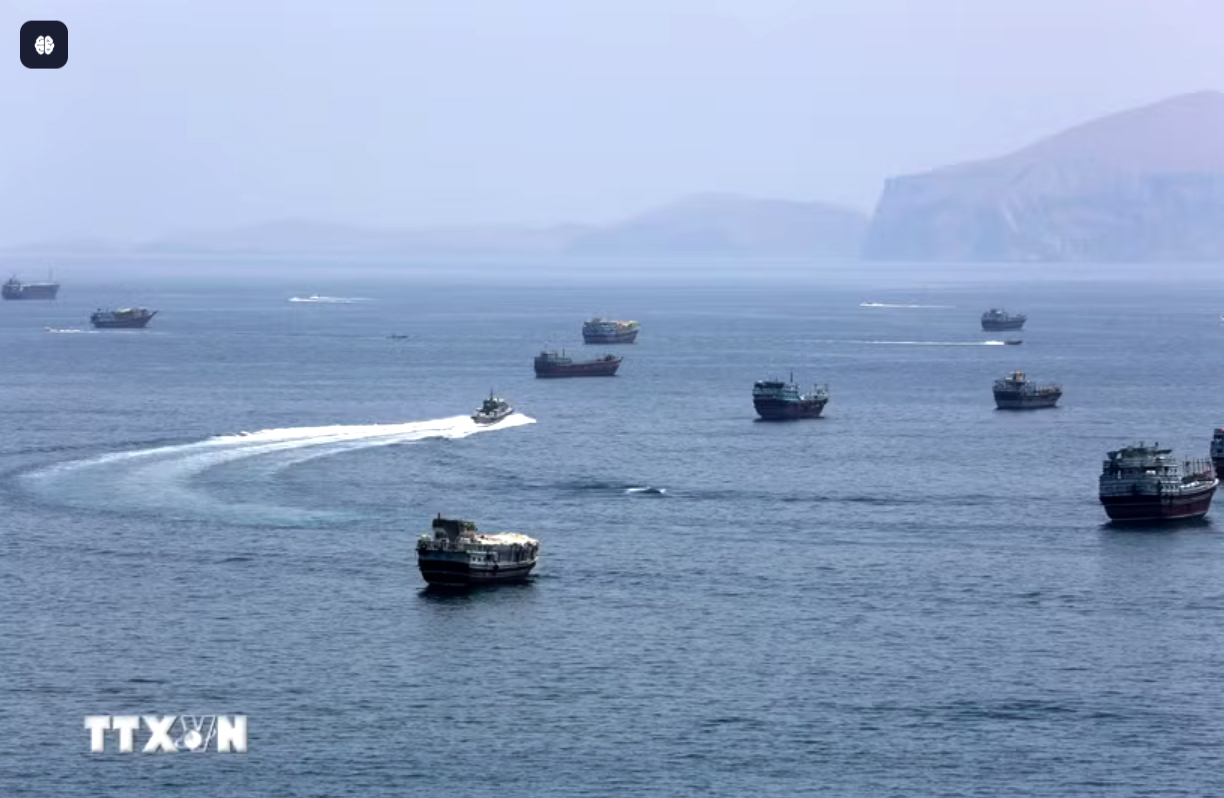Iran ra điều kiện mở lại eo biển Hormuz