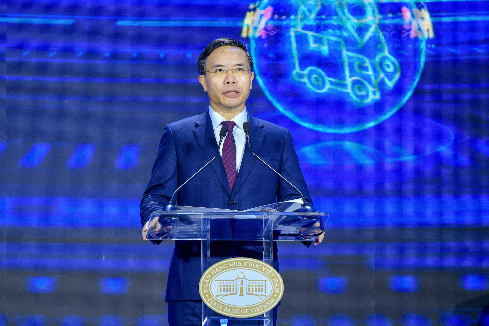 Phát triển các dịch vụ ngân hàng thông minh, an toàn 