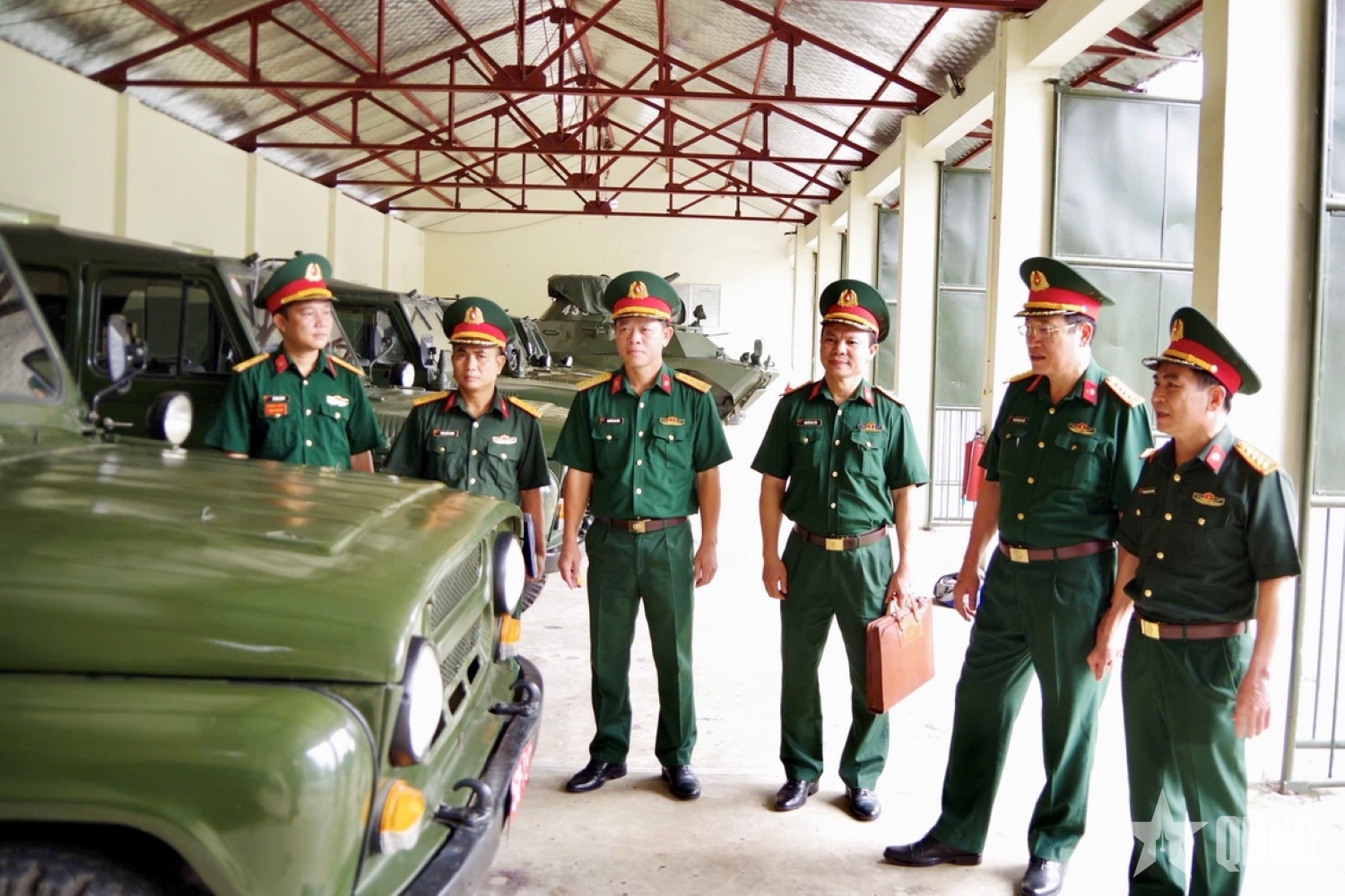 Cục Xe máy - Vận tải: Kiểm tra đơn vị xây dựng điểm về an toàn giao thông tại Lữ đoàn 86 (Binh chủng Hóa học)