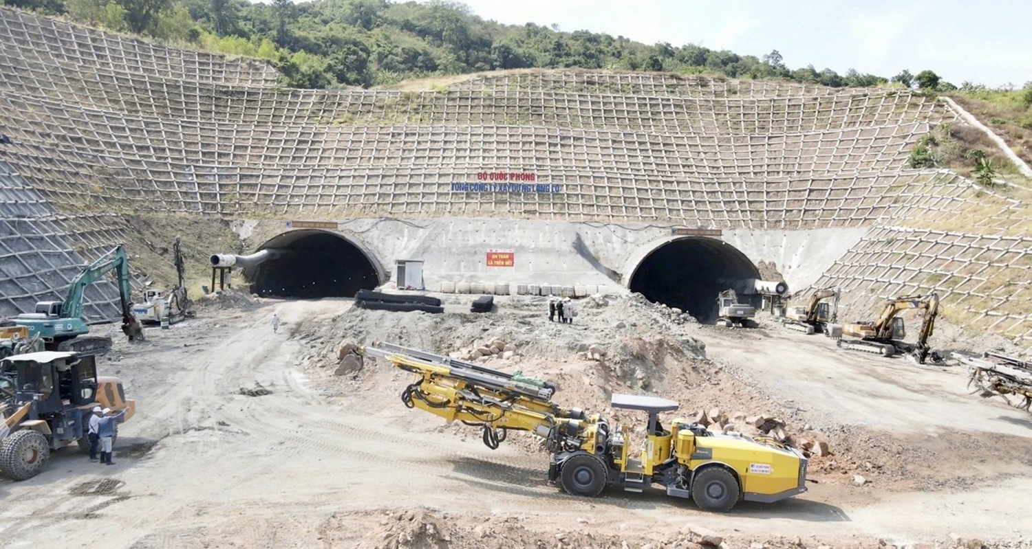 Dấu ấn Bộ đội Cụ Hồ trong sự nghiệp kiến quốc - Bài 1: Chặng đường 70 năm và sứ mệnh lịch sử