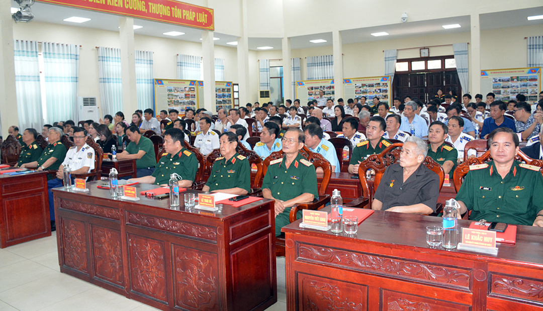 Bế mạc Trại sáng tác văn học về đề tài “Lực lượng vũ trang - Chiến tranh cách mạng”

