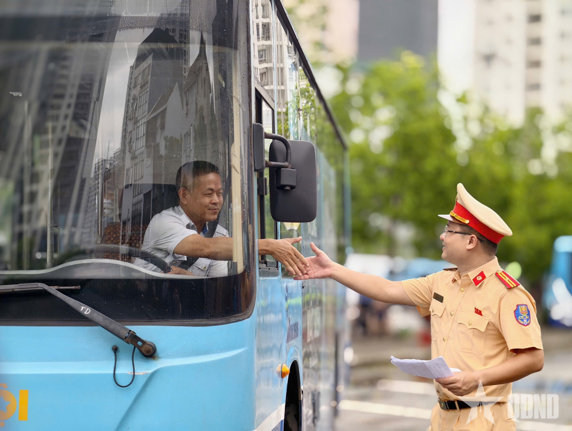 Hà Nội: Nâng cao chất lượng giao thông công cộng từ ý thức, trách nhiệm của người lái xe