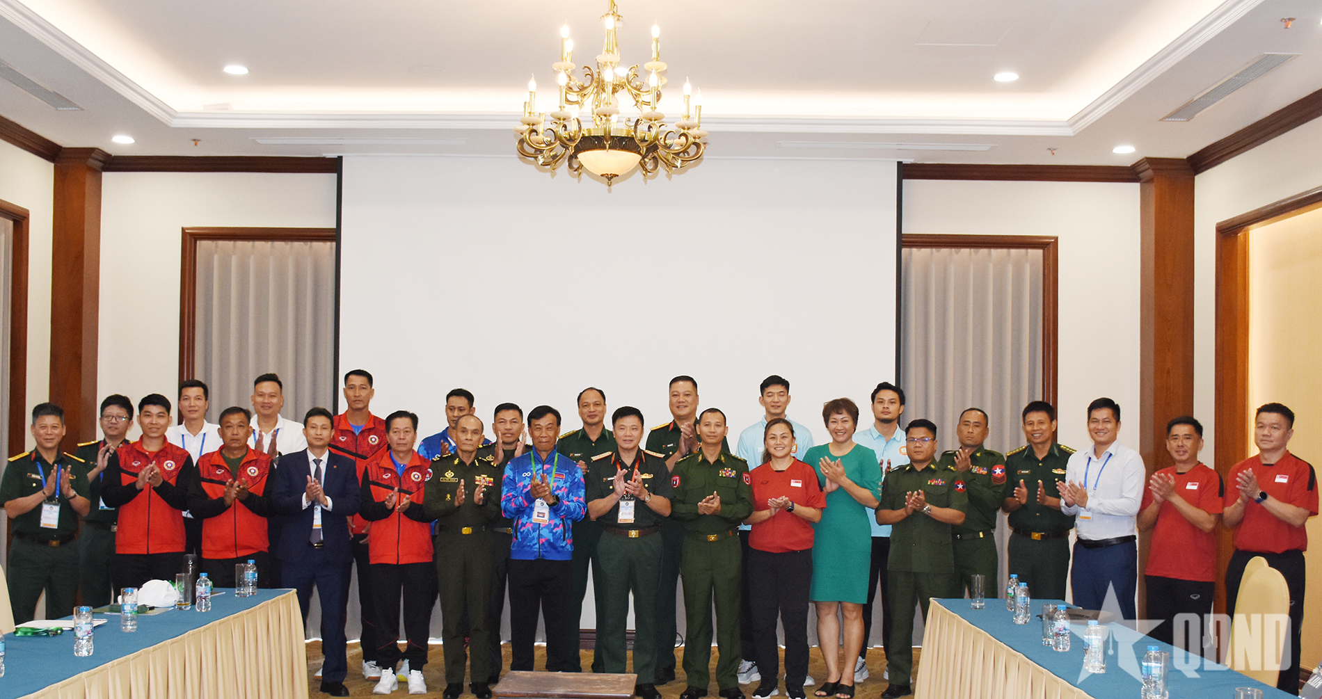 Giải bóng chuyền Quân đội các nước ASEAN mở rộng tranh tài từ ngày 21 đến 26-8 tại Nhà thi đấu Đông Anh
