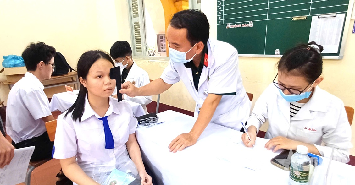 Bệnh viện Quân y 121 (Quân khu 9): Khám sức khỏe miễn phí cho học sinh và người dân TP Cần Thơ