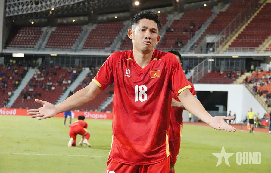 TRỰC TIẾP bóng đá Việt Nam và Thái Lan: Quang Hải nâng tỷ số lên 2-0

