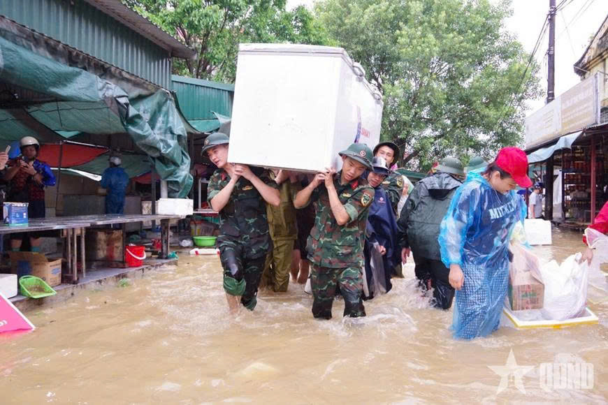 Thông báo, hướng dẫn gần 53.000 phương tiện tránh trú bão