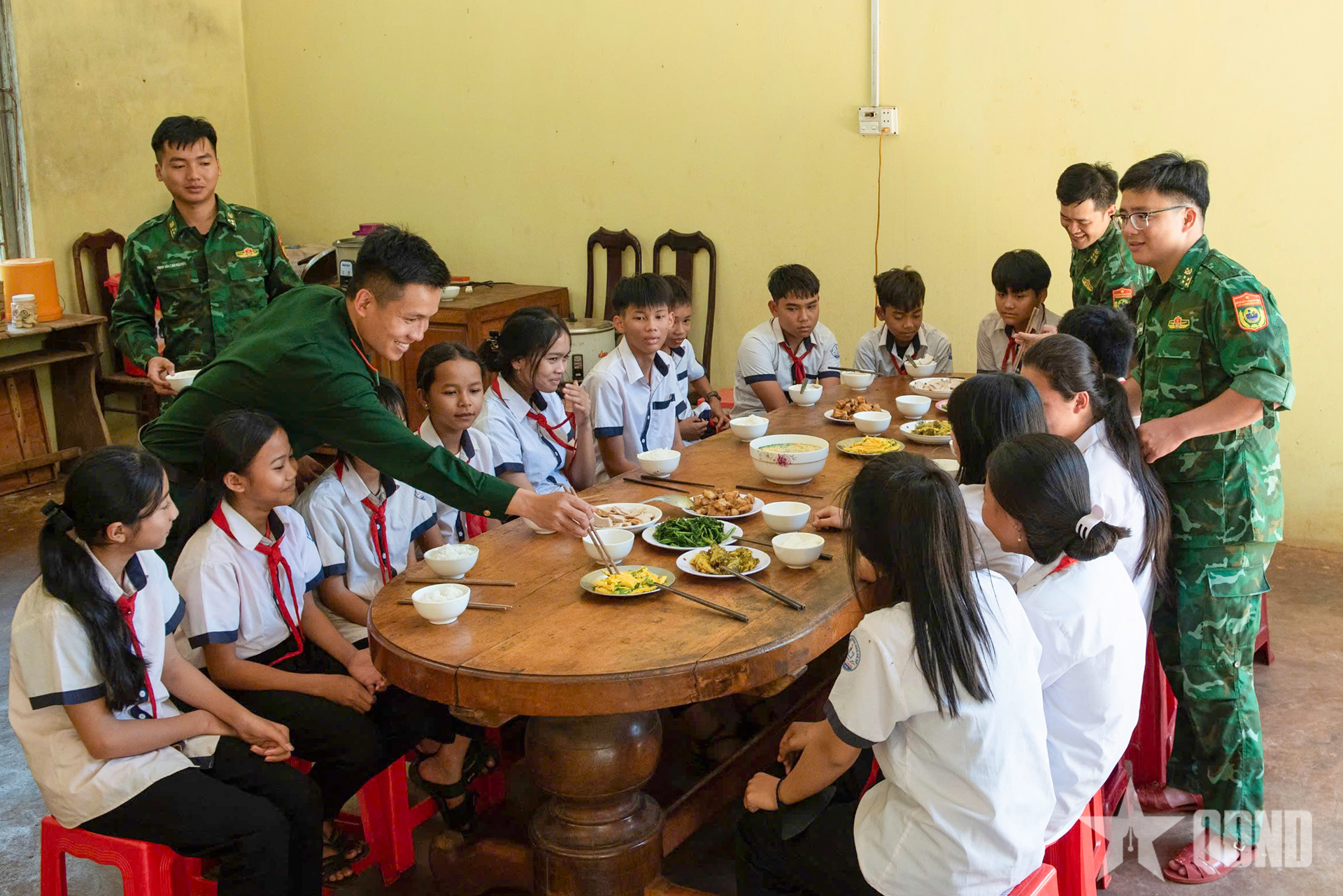 Xây “thế trận lòng dân” nơi biên giới Gia Lai