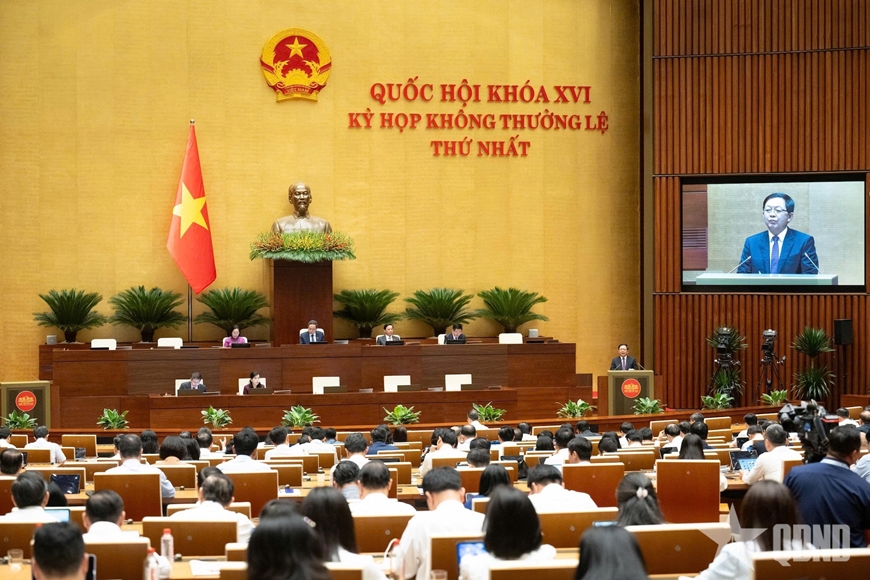Quốc hội sửa 10 luật trong lĩnh vực nông nghiệp và môi trường: Chủ động rà soát các loại thuốc bảo vệ thực vật không bảo đảm an toàn
