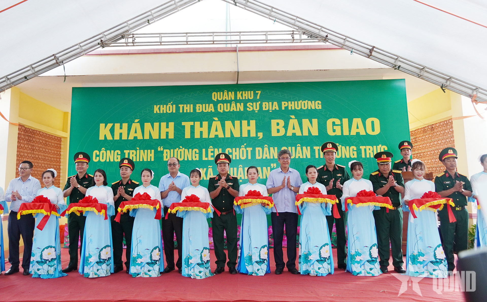 Quân khu 7 khánh thành công trình đường lên chốt dân quân thường trực xã Thuận An (Lâm Đồng)