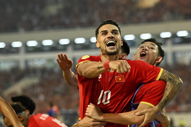 TRỰC TIẾP bóng đá Việt Nam và Thái Lan: Đội tuyển Việt Nam gỡ hòa 1-1 ở chung kết lượt về

