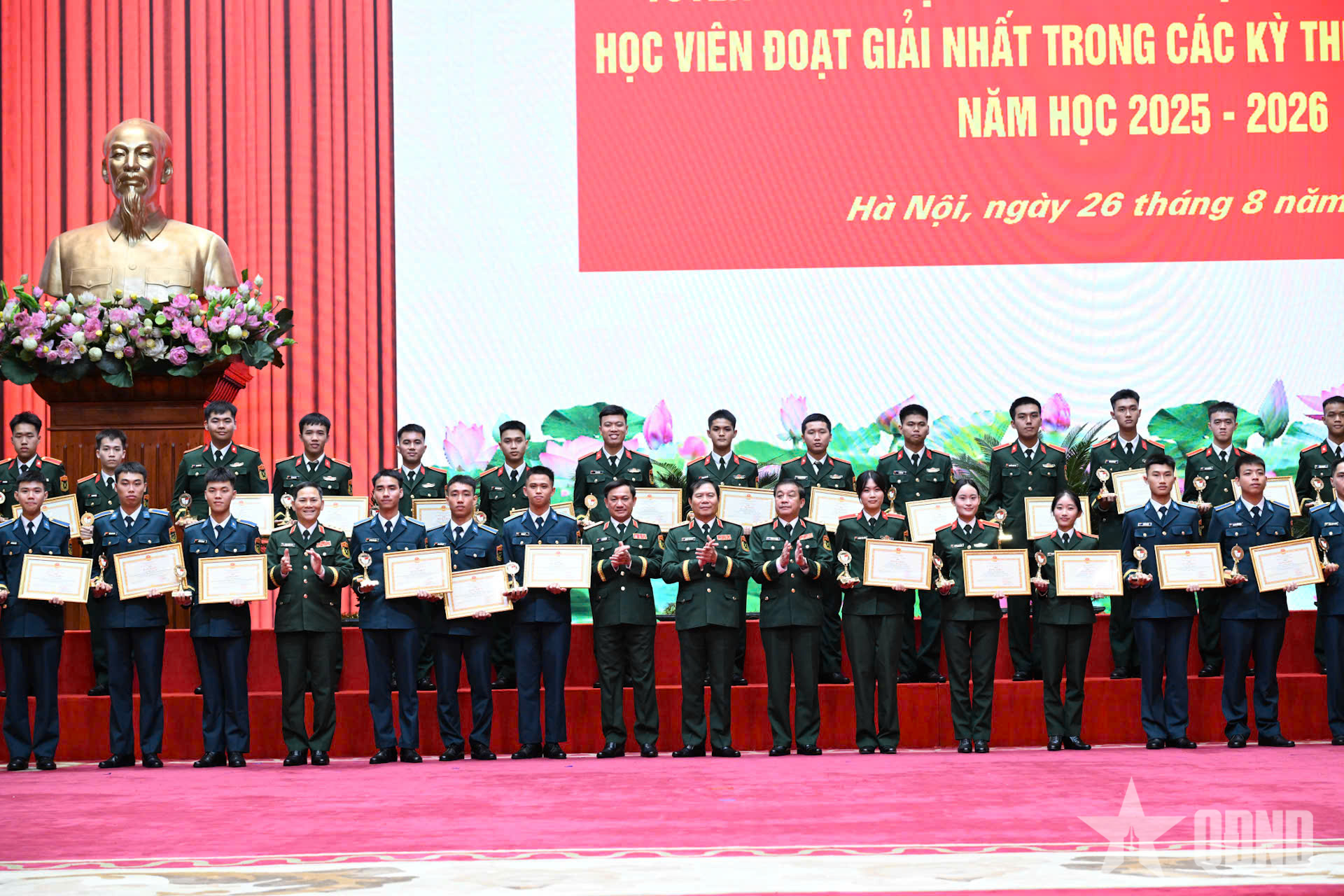 Bộ Quốc phòng tuyên dương học viên tốt nghiệp thủ khoa, xuất sắc năm học 2025-2026

