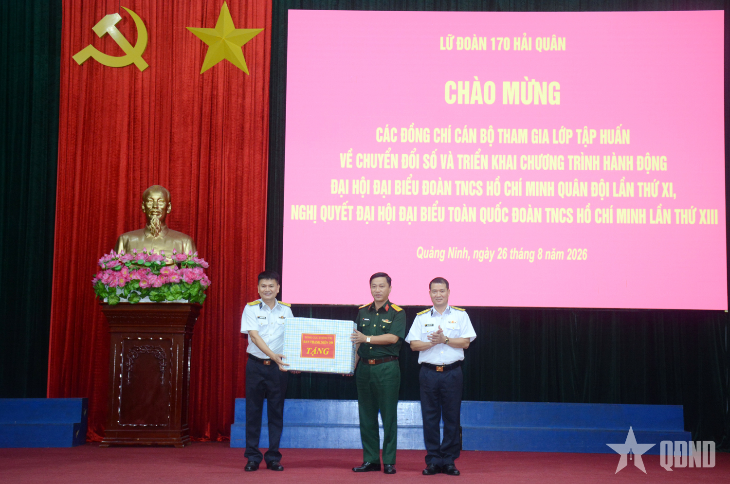 Cán bộ Đoàn toàn quân tham quan, tìm hiểu thực tế tại Lữ đoàn 170, Vùng 1 Hải quân