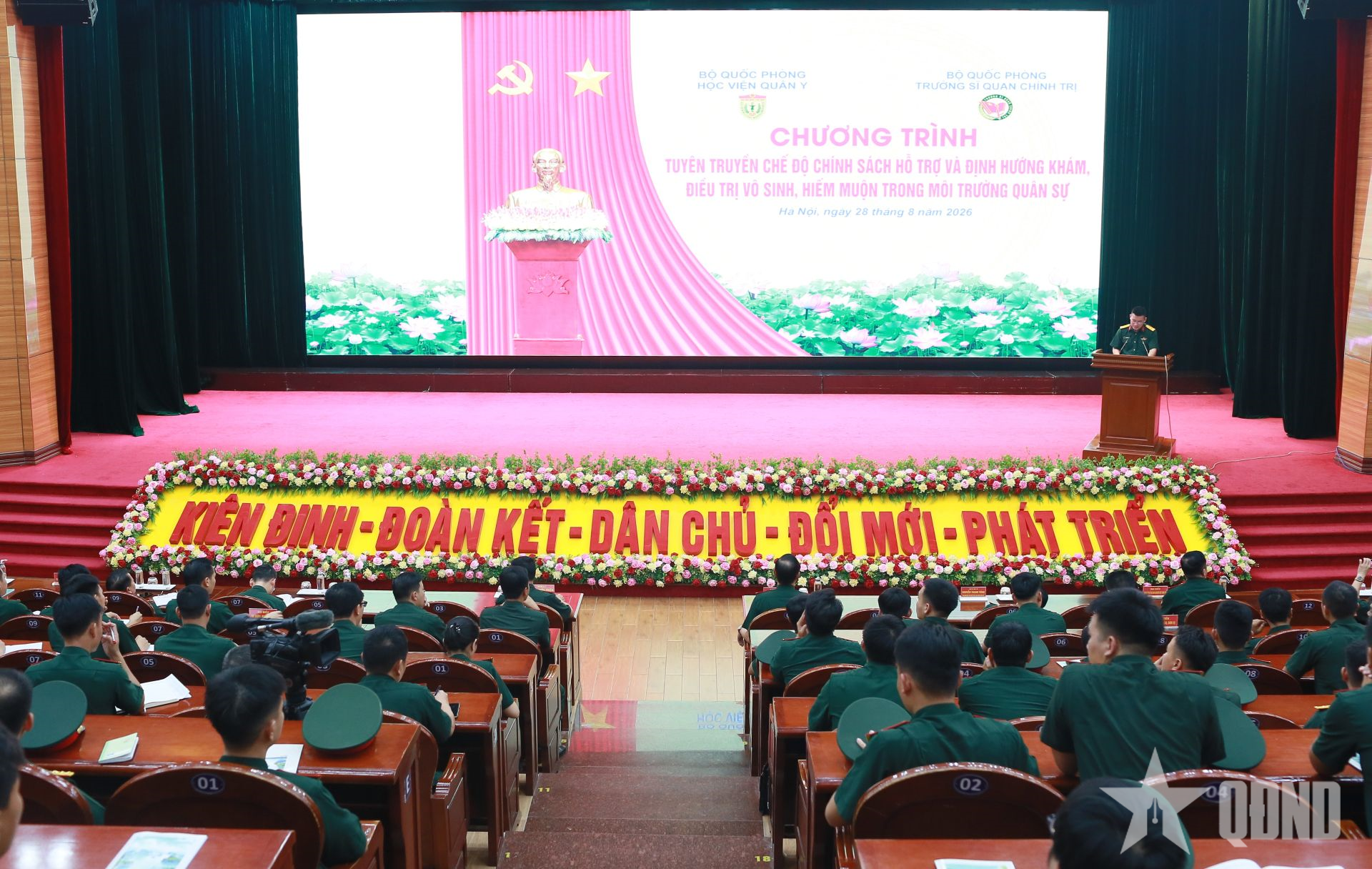 Nâng cao nhận thức về chính sách hỗ trợ, điều trị hiếm muộn, vô sinh trong môi trường quân sự

