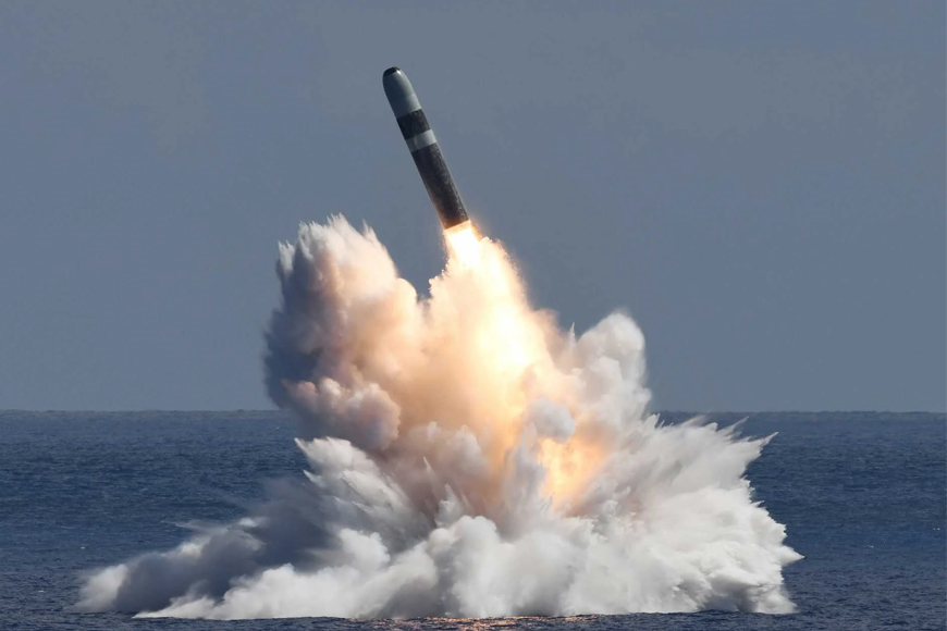 Quân sự thế giới hôm nay (28-8): Đức cân nhắc hỗ trợ chương trình hạt nhân Trident của Anh