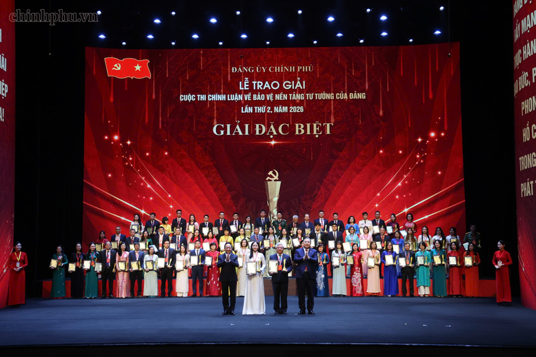 Bộ Chính trị ban hành nghị quyết về chiến lược công tác tư tưởng 