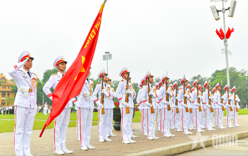 Bảo đảm chuẩn mực, trang nghiêm trong sử dụng Quốc ca