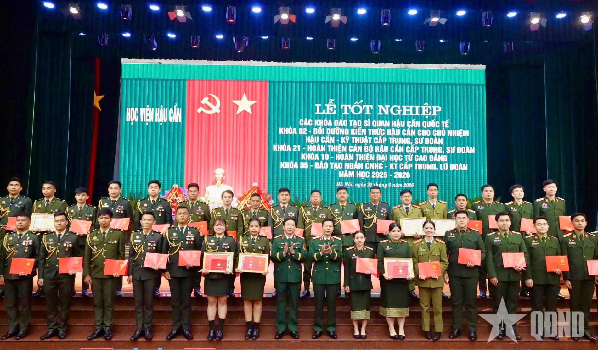 Vun đắp tình hữu nghị từ giảng đường Học viện Hậu cần