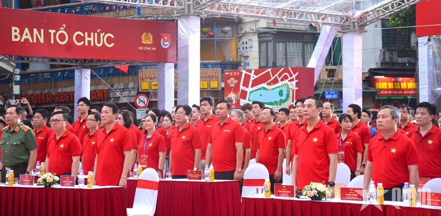 “Cùng Việt Nam tiến bước” năm 2026 xác lập Kỷ lục Guinness thế giới