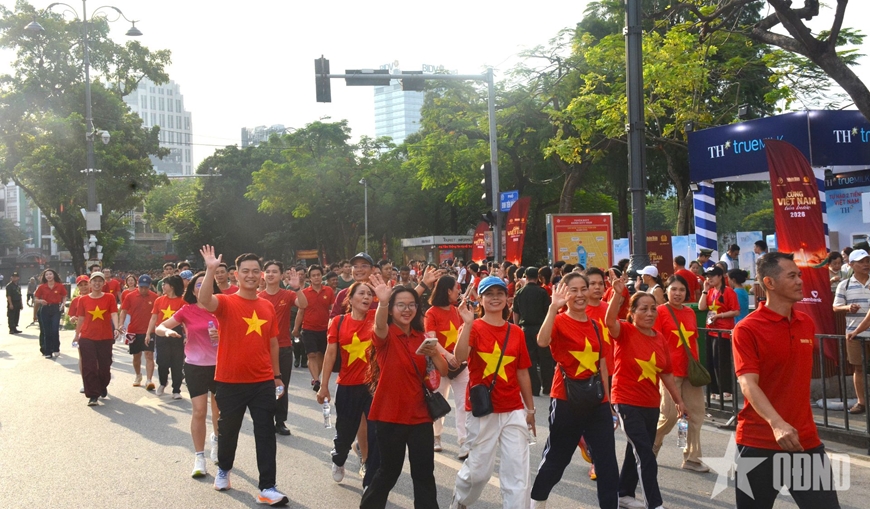 “Cùng Việt Nam tiến bước” năm 2026 xác lập Kỷ lục Guinness thế giới