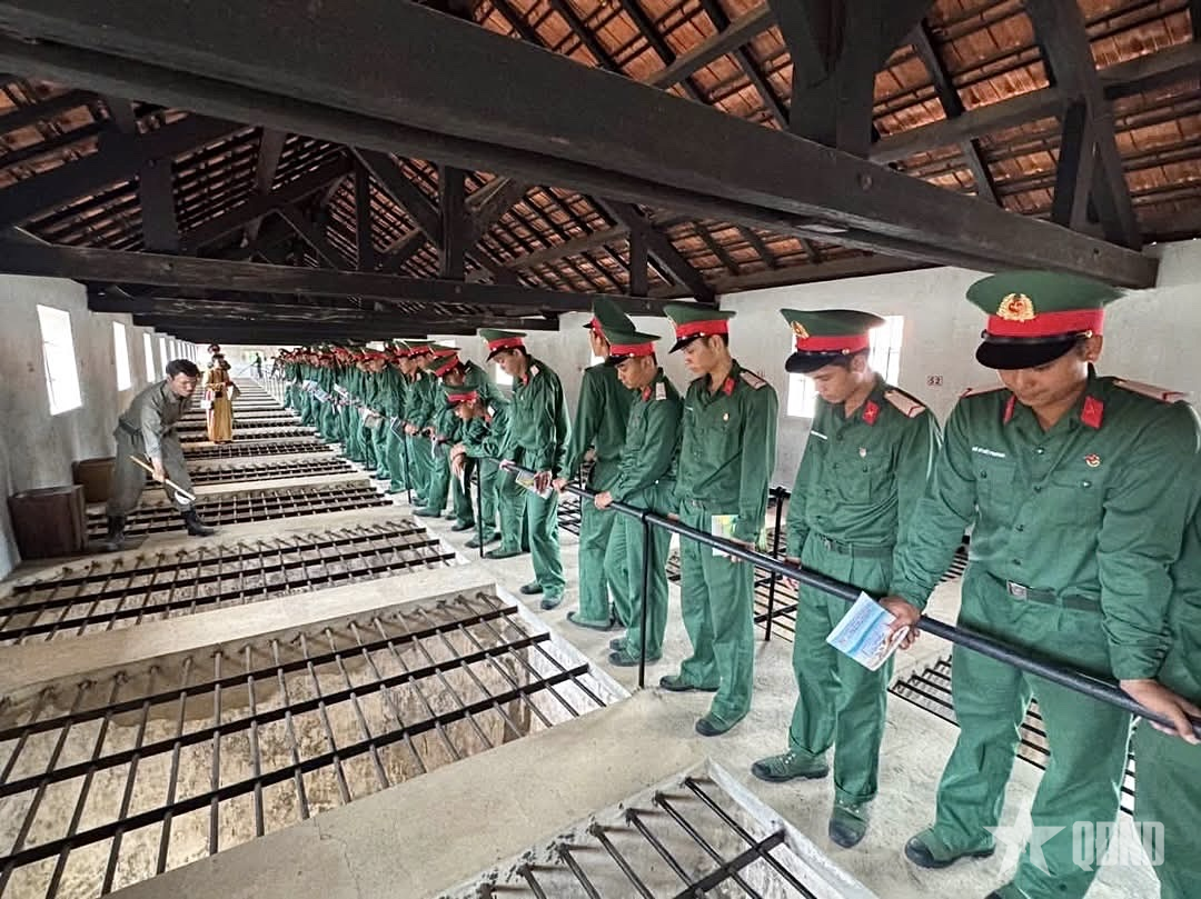 Niềm tự hào nơi đất thiêng Côn Đảo 