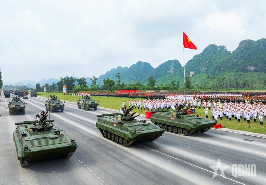 Vững vàng tiến bước