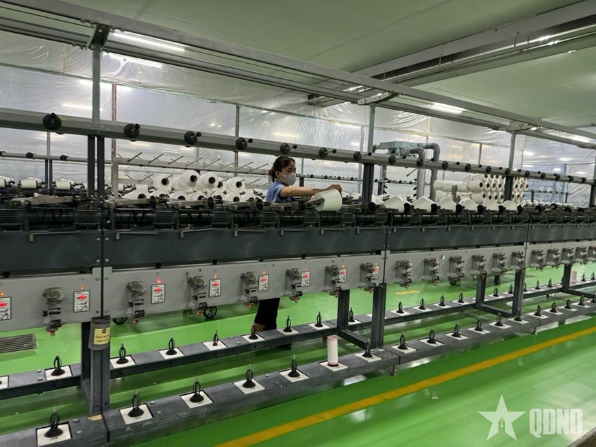 Kinh tế tư nh&acirc;n v&agrave; kh&aacute;t vọng tăng trưởng hai con số