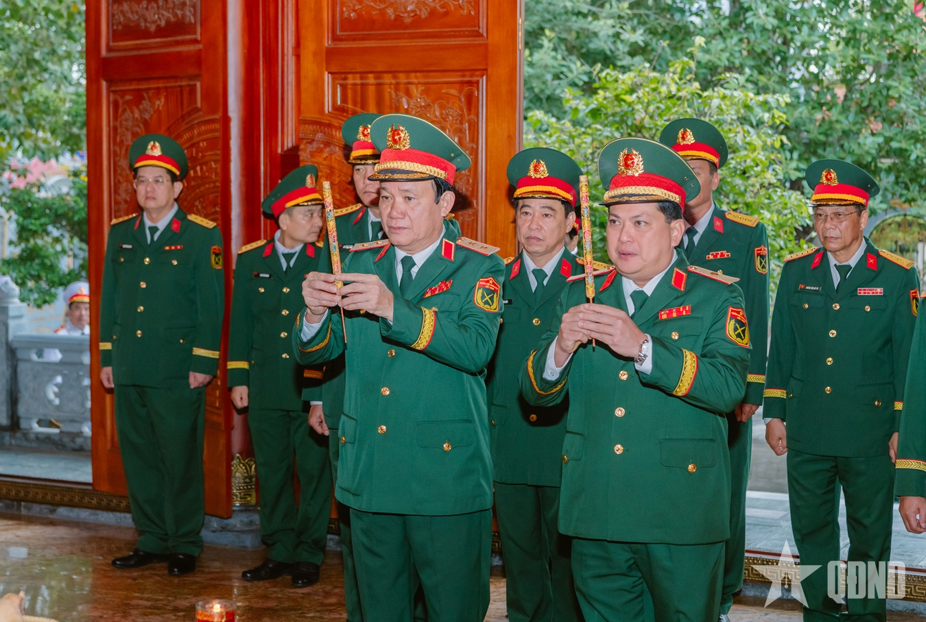 Quân khu 9: Dâng hoa, dâng hương nhân kỷ niệm 81 năm Quốc khánh 2-9