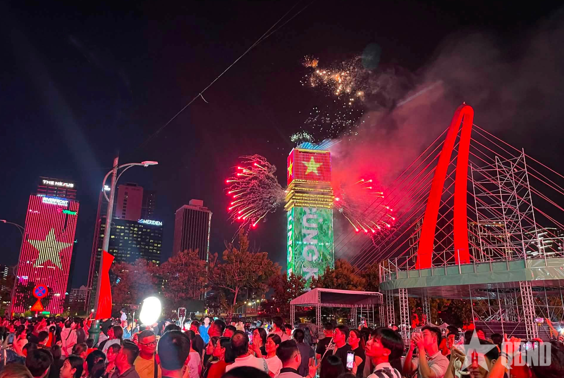 TP Hồ Chí Minh rực rỡ pháo hoa mừng Tết Độc lập