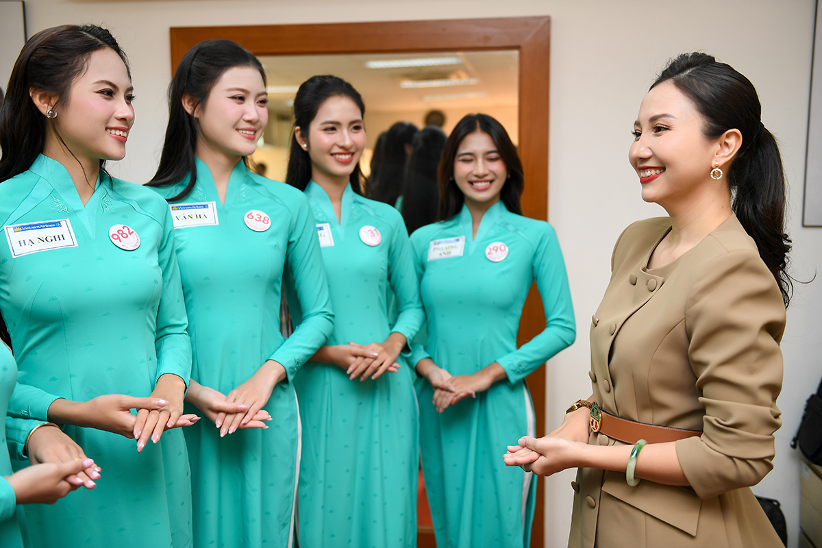 Vietnam Airlines mở cơ hội gia nhập đội ngũ tiếp viên cho Top 53 Hoa hậu Việt Nam 2026