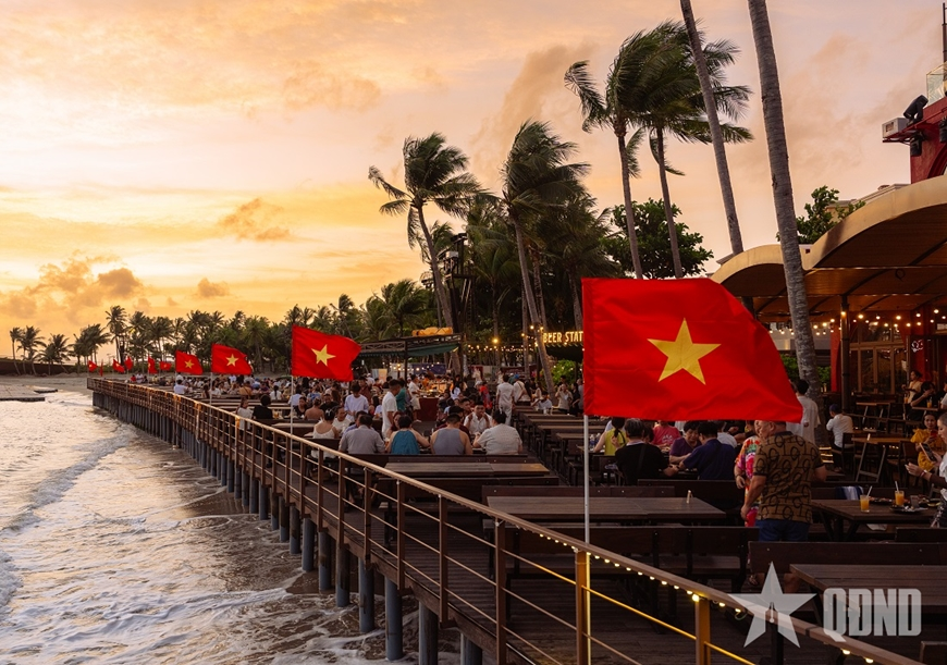 Từ chuyện doanh thu du lịch nghìn tỷ...