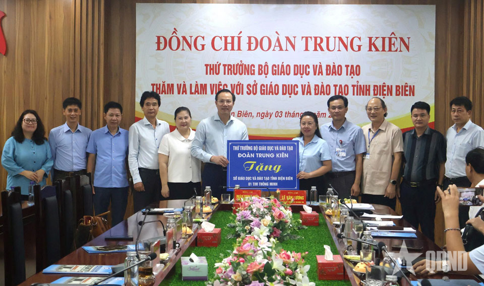 Điện Biên: Tiếp tục tạo chuyển biến thực chất về chất lượng dạy và học