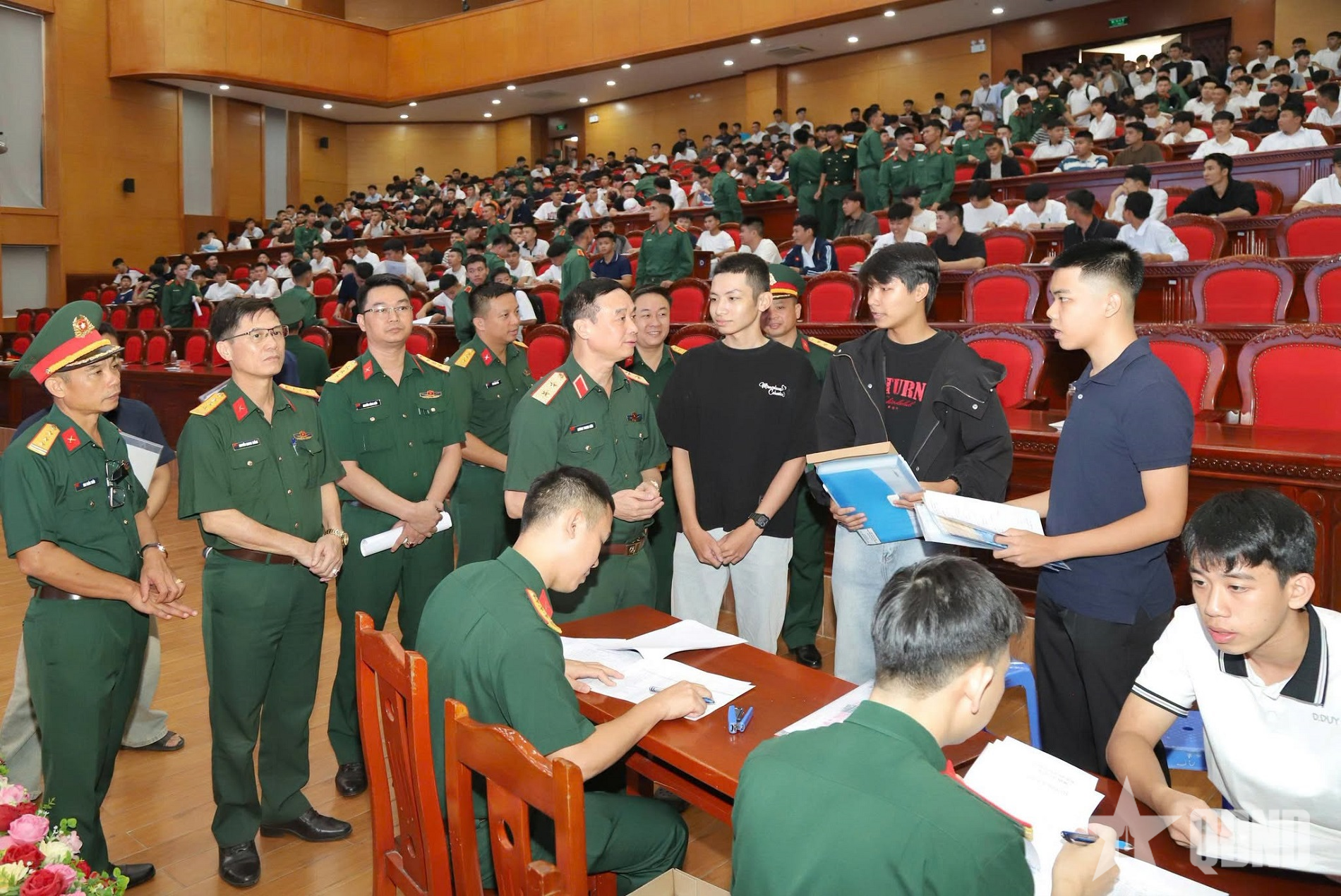 Trường Sĩ quan Chính trị tổ chức tiếp nhận học viên trúng tuyển nhập học năm 2026