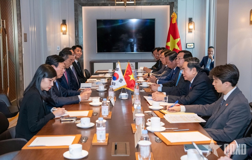 Chủ tịch Quốc hội Trần Thanh Mẫn tiếp lãnh đạo các tập đoàn hàng đầu của Hàn Quốc