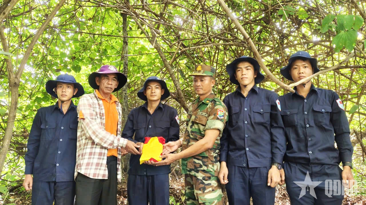 Đội K73 tìm thấy 2 hài cốt liệt sĩ trong ngày đầu ra quân