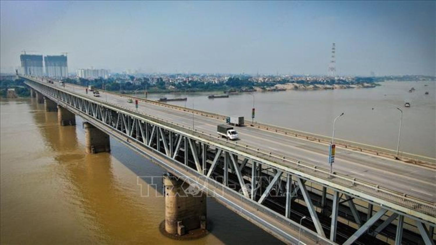 Từ 15-9, Hà Nội phân luồng cầu Thăng Long, hạn chế xe tải và xe khách