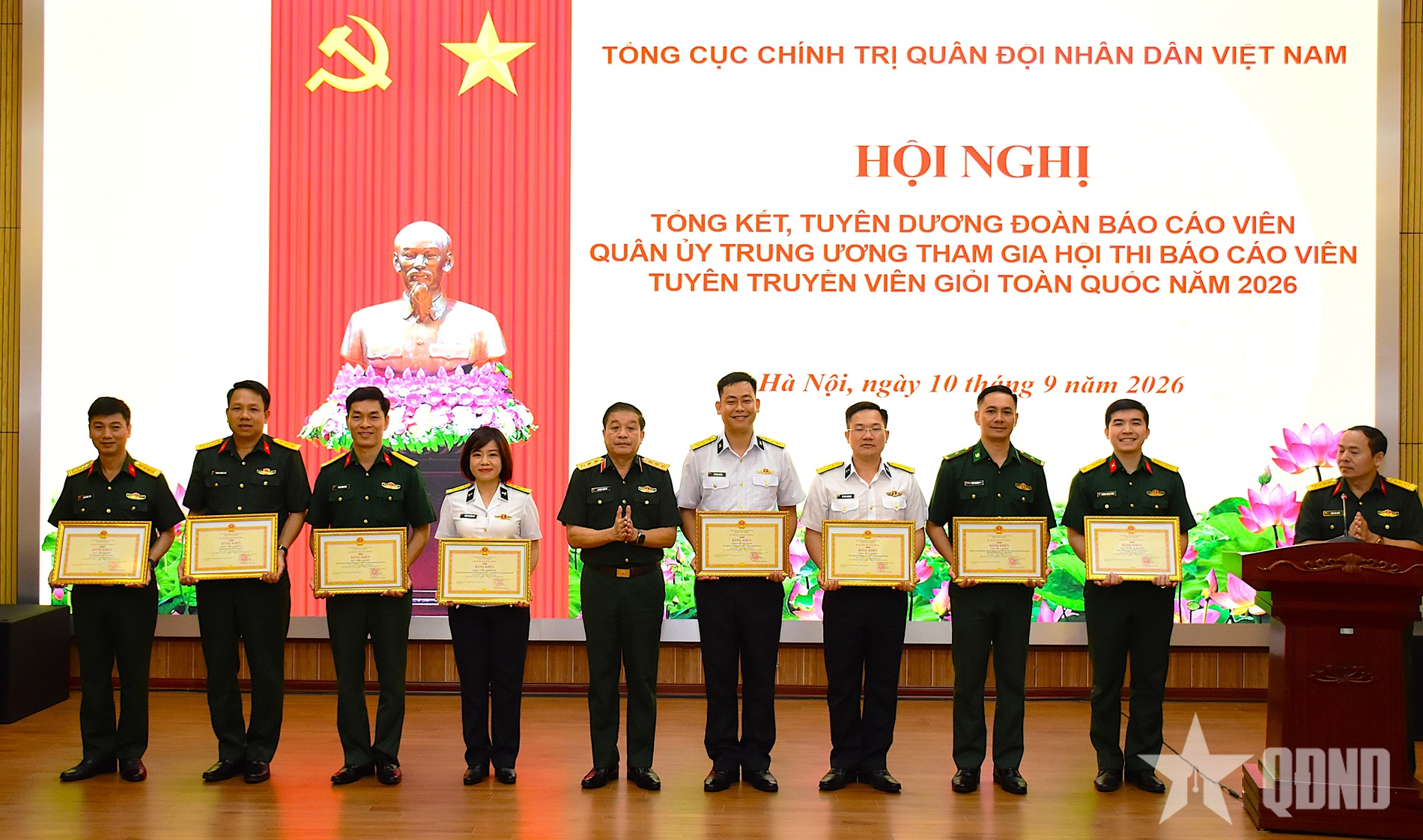 Tuyên dương Đoàn báo cáo viên Quân ủy Trung ương tham gia Hội thi Báo cáo viên, tuyên truyền viên giỏi toàn quốc năm 2026