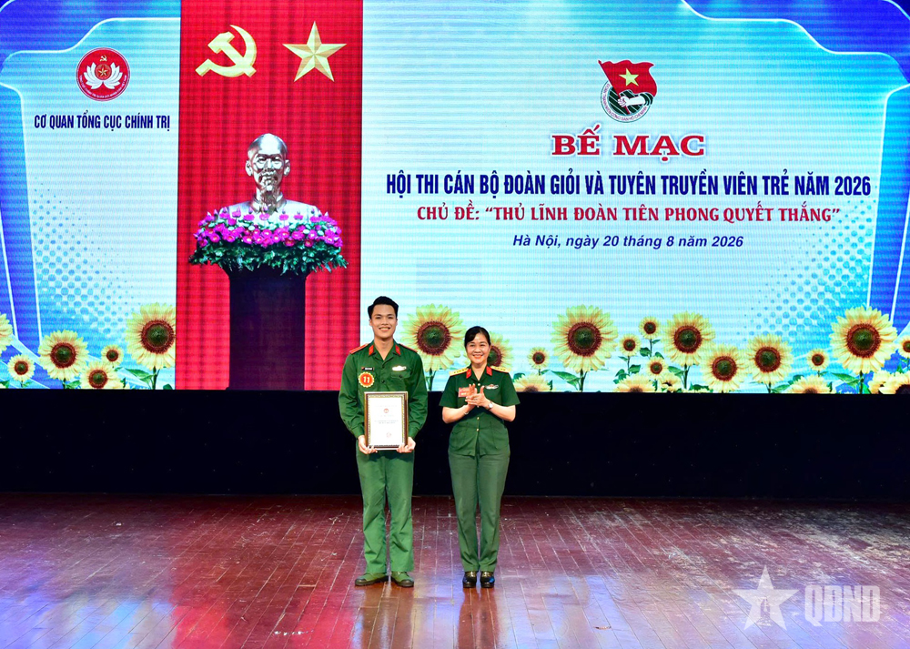 Thủ lĩnh đoàn và khát vọng cống hiến