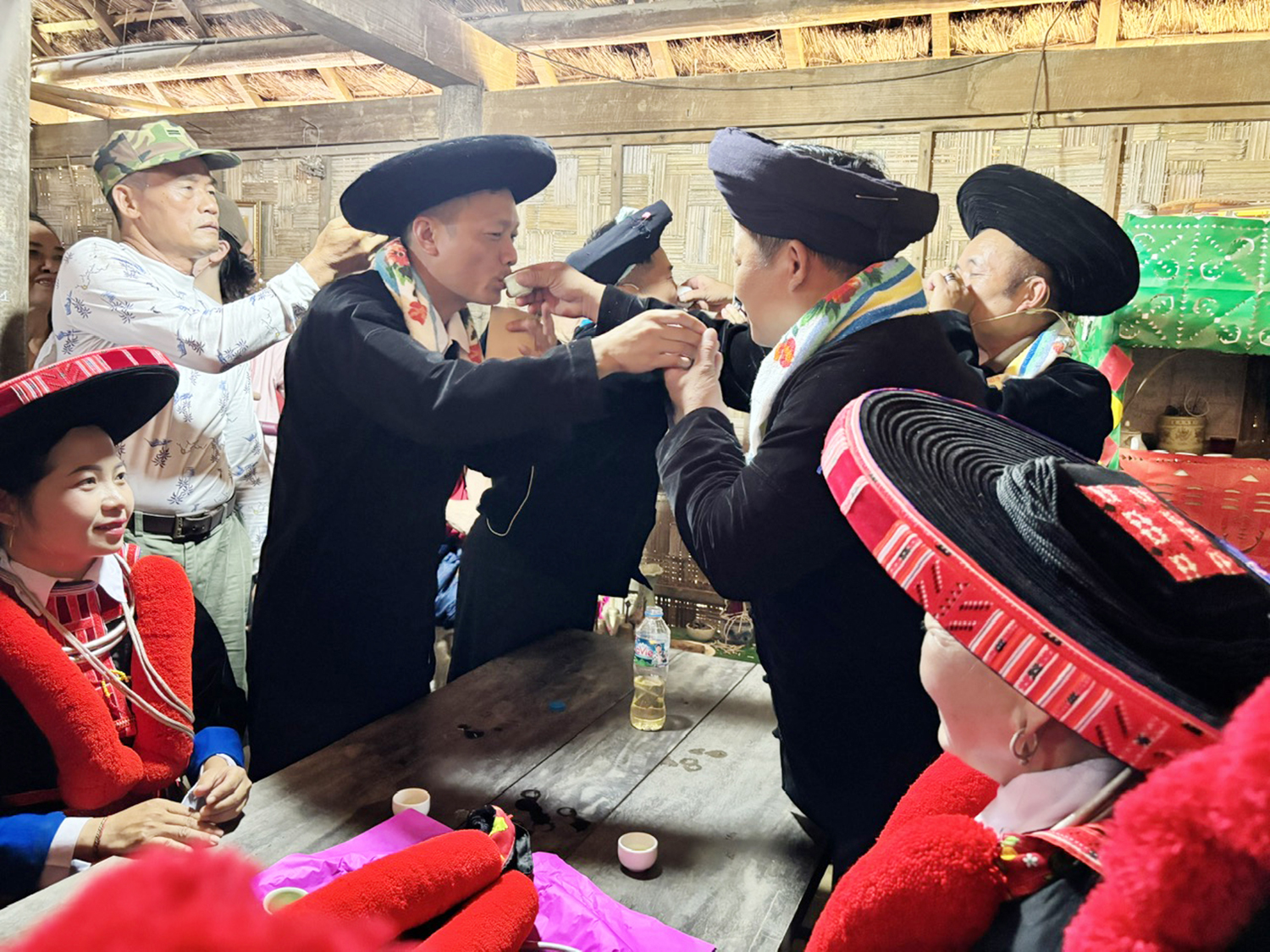 Lễ cưới của người Dao đỏ 