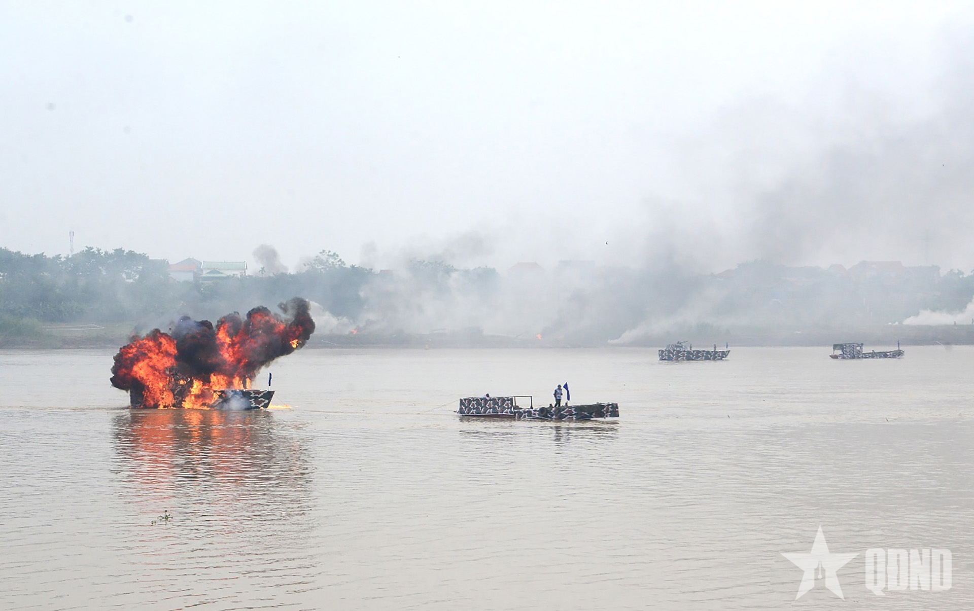 “Trận đánh” trên bến Minh Châu