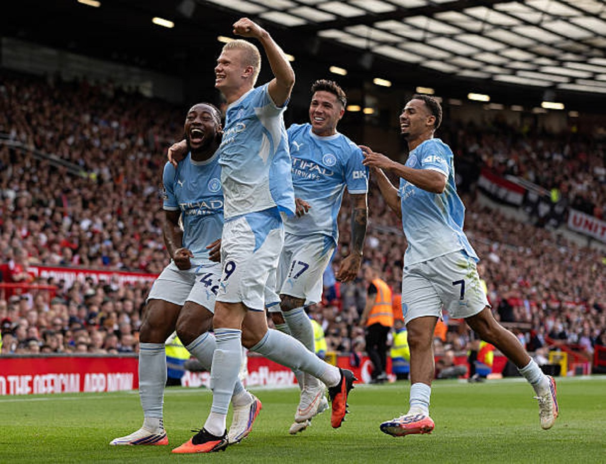 Tin thể thao (14-9): MU bất lực trước Man City, Barcelona đánh bại Levante

