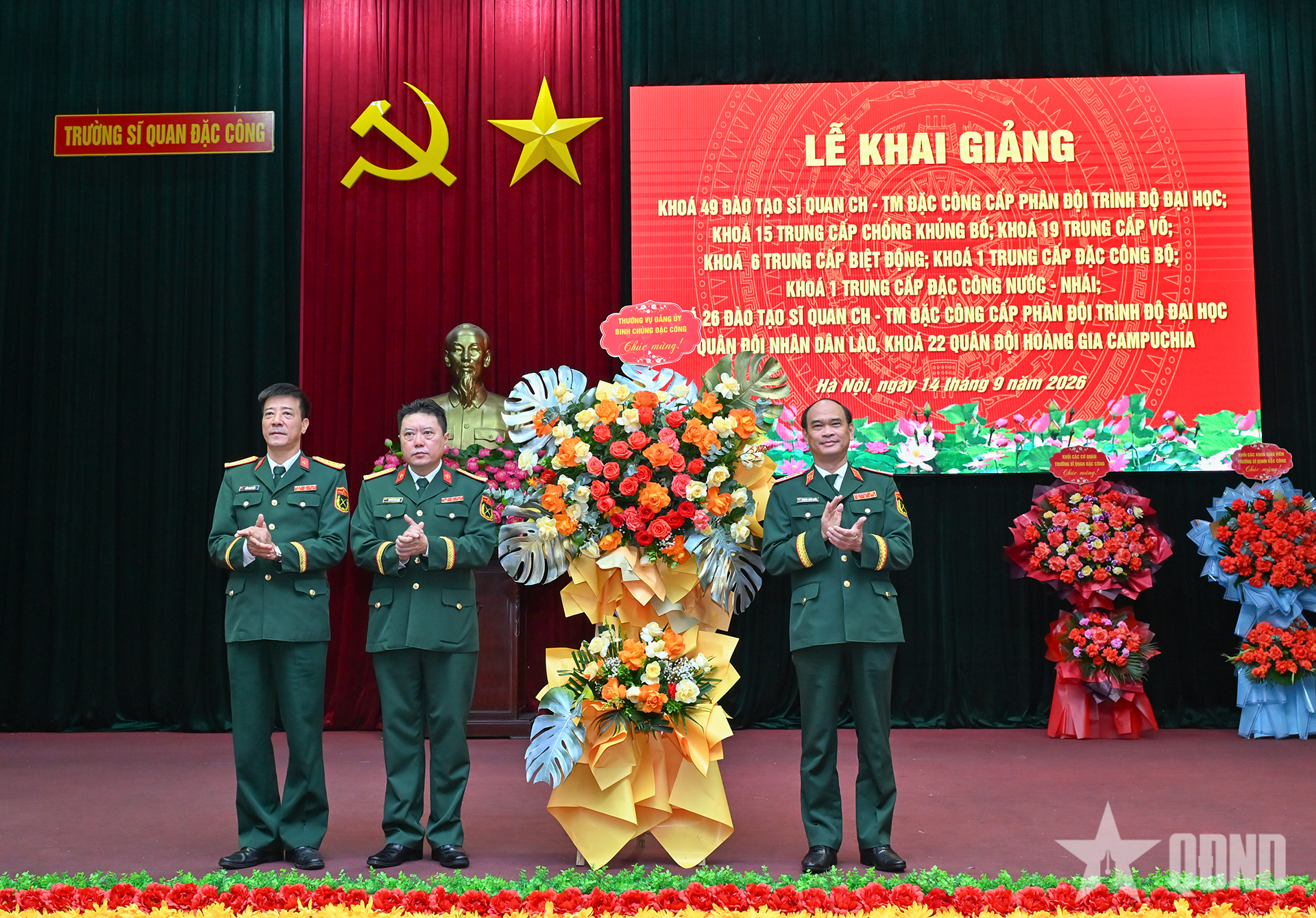 Trường Sĩ quan Đặc công khai giảng các khóa đào tạo