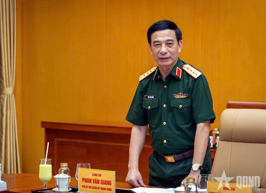 Th&ocirc;ng qua dự thảo b&aacute;o c&aacute;o kết quả kiểm tra, gi&aacute;m s&aacute;t đợt 3 đối với Ban Thường vụ Qu&acirc;n ủy Trung ương