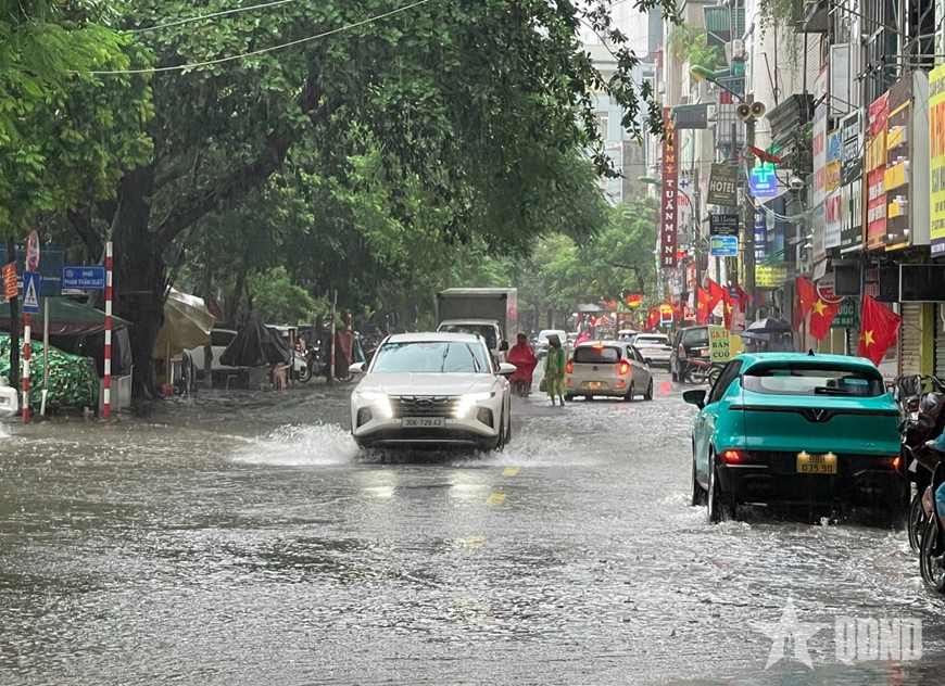 Thời tiết hôm nay (17-9): Mưa to tiếp diễn trên toàn miền Bắc