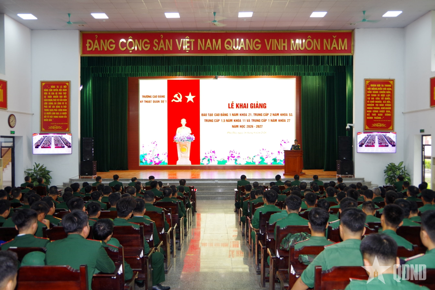 Trường Cao đẳng Kỹ thuật quân sự 1 (Tổng cục Hậu cần - Kỹ thuật) khai giảng các khóa đào tạo