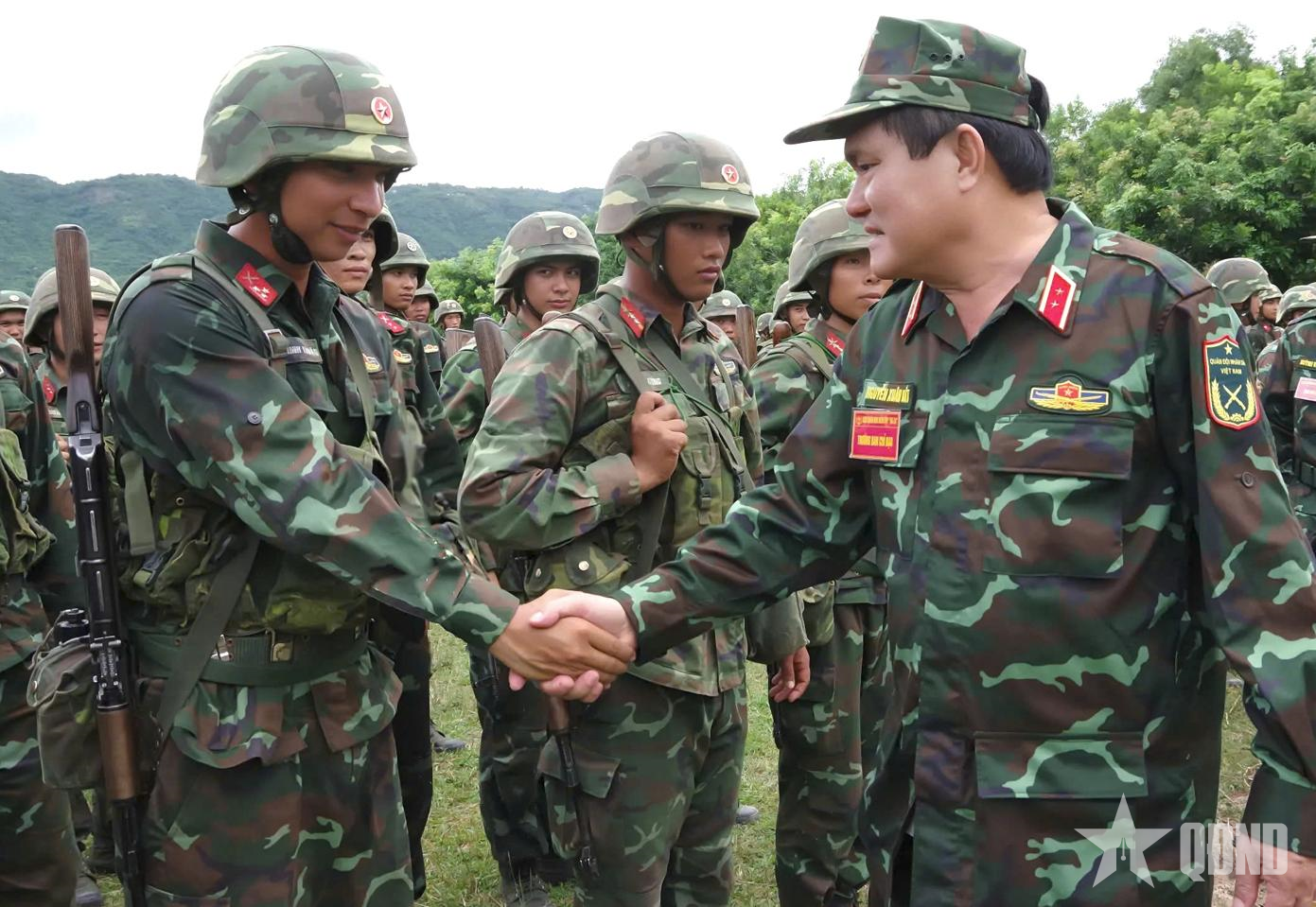 Phát huy truyền thống, xây dựng Sư đoàn 330 tinh, gọn, mạnh, hiện đại