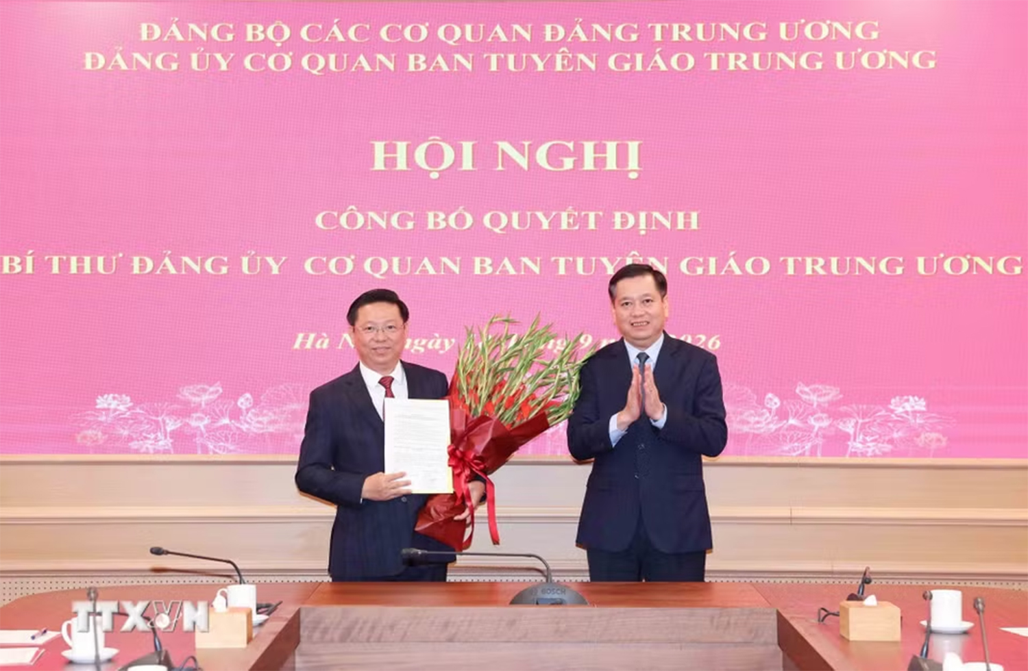 Công bố quyết định chỉ định Bí thư Đảng ủy Cơ quan Ban Tuyên giáo Trung ương