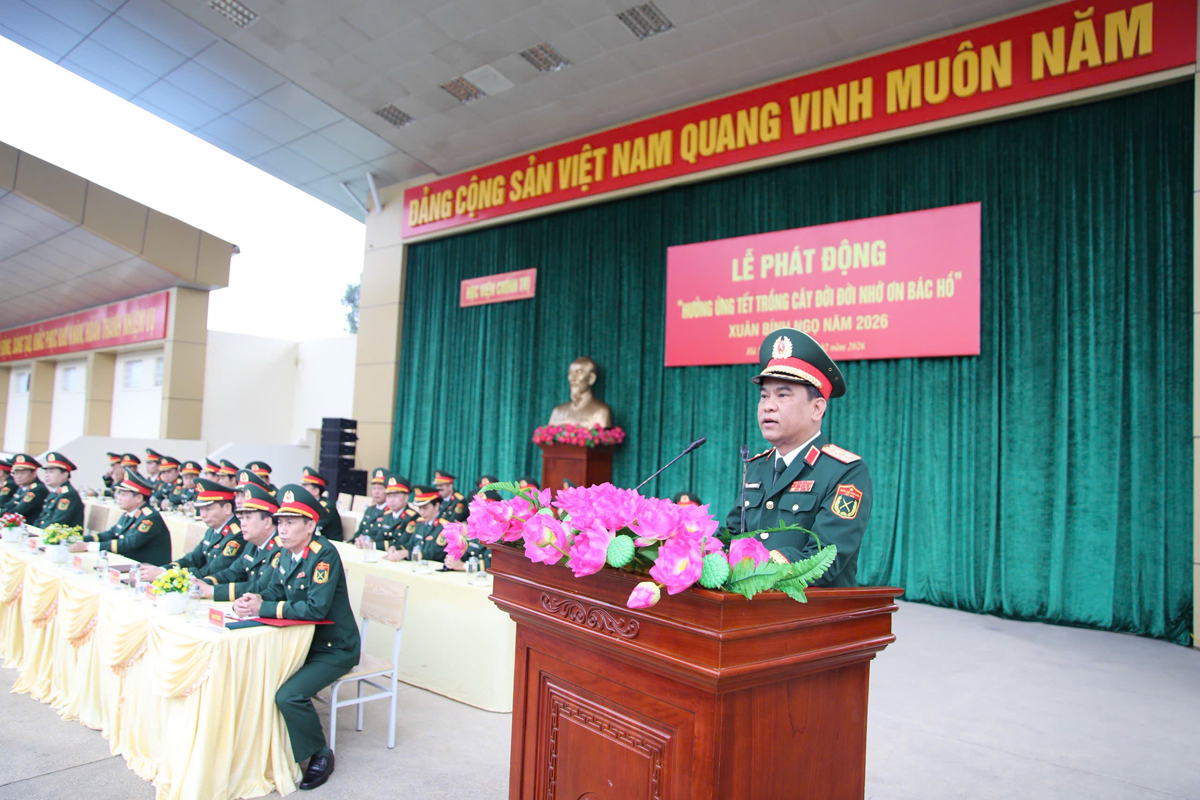 Trung tướng Nguyễn Tiến Quốc - Người gieo màu xanh cho Học viện Chính trị
