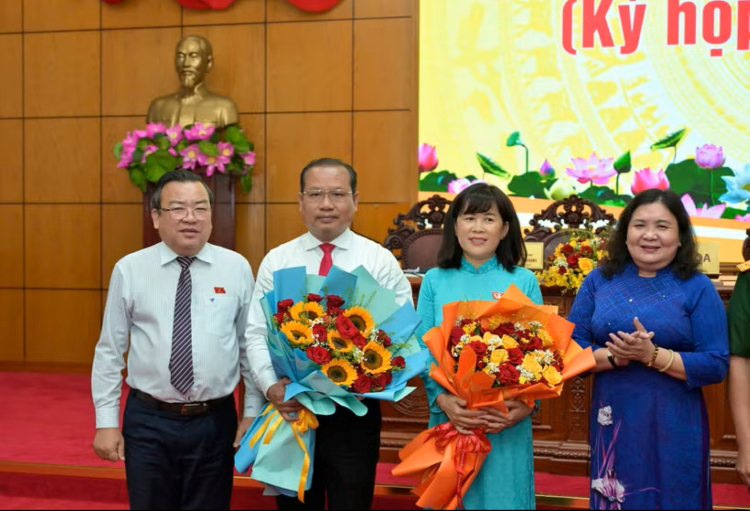Phê chuẩn kết quả bầu, miễn nhiệm Phó chủ tịch UBND tỉnh Tây Ninh